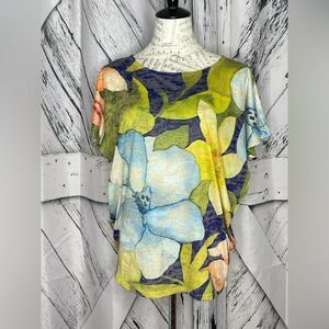 Go Couture Floral Top w/ Dolman Sleeves M